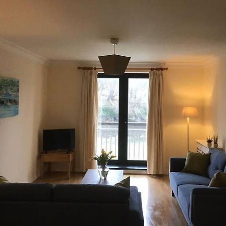 Waterfront Apartment Completely Refurbished Westport Exterior foto